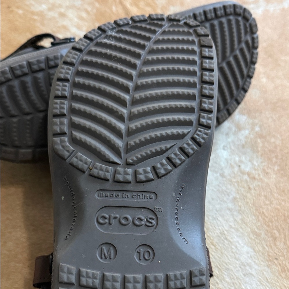 CROCS Men's Dark Brown Slip-On Clog Sandals with Heel Strap - Picture 4 of 4